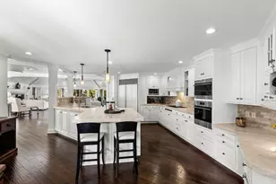 11228 Willowood Ave, Eden Prairie, MN 55344 - Photo 13