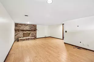 16300 Adeline Ln, Minnetonka, MN 55391 - Photo 35