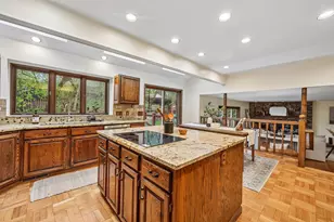 16300 Adeline Ln, Minnetonka, MN 55391 - Photo 11