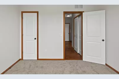 17330 50th Avenue N, Plymouth, MN 55446 - Photo 29