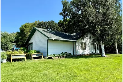 408 Main Street E, Bertha, MN 56437 - Photo 3