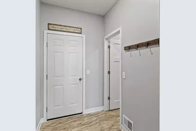 6063 Idsen Avenue S, Cottage Grove, MN 55016 - Photo 13