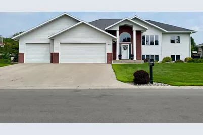 1410 Mendenhall Avenue, Breckenridge, MN 56520 - Photo 1