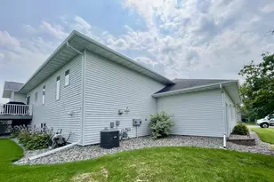 1410 Mendenhall Ave, Breckenridge, MN 56520 - Photo 15
