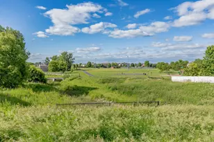 1955 River Bluff Ct, Shakopee, MN 55379 - Photo 45