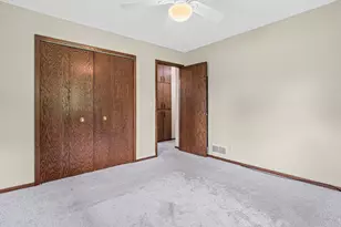479 Centennial Dr, Roseville, MN 55113 - Photo 13