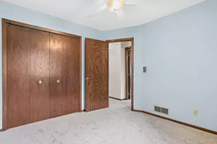 479 Centennial Dr, Roseville, MN 55113 - Photo 15