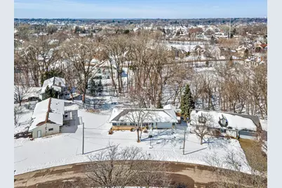 479 Centennial Drive, Roseville, MN 55113 - Photo 3