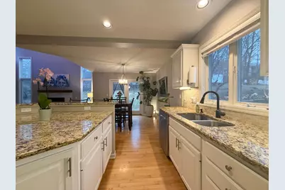 2014 Fox Valley Drive SW, Rochester, MN 55902 - Photo 37