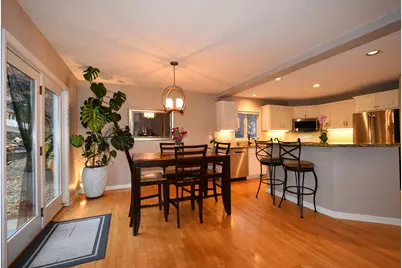 2014 Fox Valley Drive SW, Rochester, MN 55902 - Photo 5