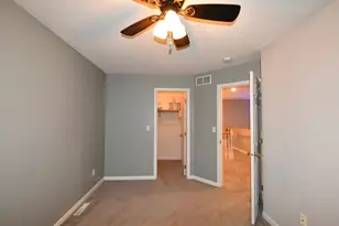 2014 Fox Valley Dr SW, Rochester, MN 55902 - Photo 19