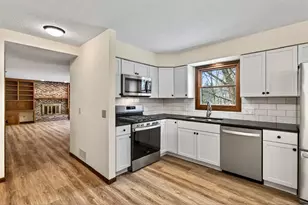 2700 Crestwood Cir, Hopkins, MN 55305 - Photo 5