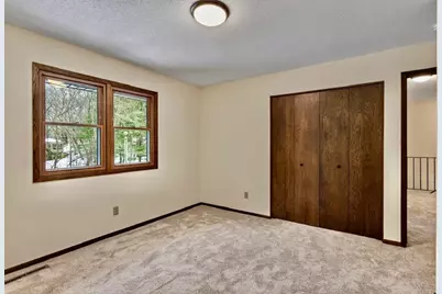 2700 Crestwood Circle, Hopkins, MN 55305 - Photo 35