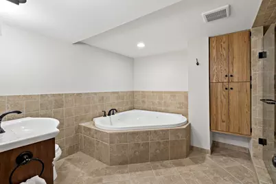 8134 Knoll Street N, Golden Valley, MN 55427 - Photo 23