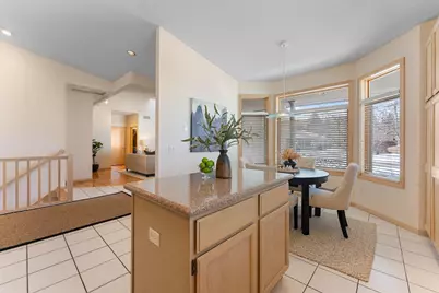 8945 Hilloway Road, Eden Prairie, MN 55347 - Photo 7