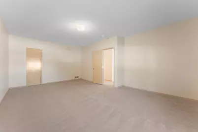 8945 Hilloway Road, Eden Prairie, MN 55347 - Photo 47