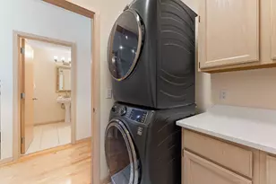 8945 Hilloway Rd, Eden Prairie, MN 55347 - Photo 39