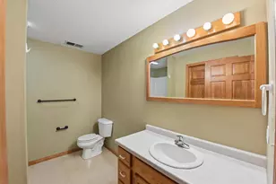 915 Lucille Ct, River Falls, WI 54022 - Photo 23