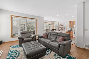 9480 Tyne Ln, Inver Grove Heights, MN 55077 - Photo 15