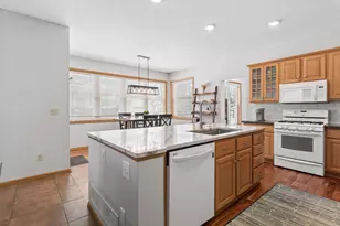 9480 Tyne Ln, Inver Grove Heights, MN 55077 - Photo 17