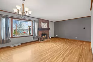 791 Creek Ave, Mendota Heights, MN 55120 - Photo 15