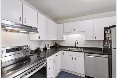 78 10th Street E #2408, Saint Paul, MN 55101 - Photo 5