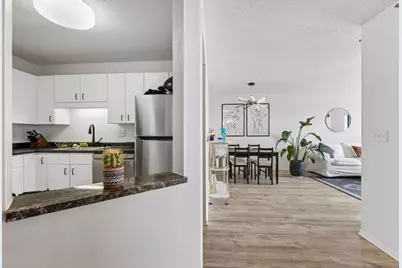 78 10th Street E #2408, Saint Paul, MN 55101 - Photo 9