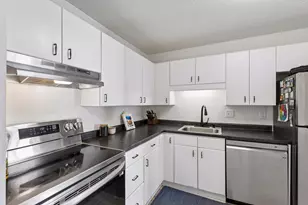 78 10th St E, Saint Paul, MN 55101 - Photo 5