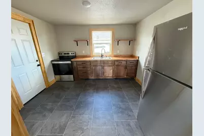 215 9th Street NW, Bemidji, MN 56601 - Photo 9
