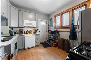 1042 16th Ave SE, Minneapolis, MN 55414 - Photo 5