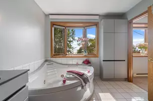 4 Lakeside Ct, Duluth, MN 55804 - Photo 33