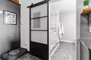 406 Wacouta St, Saint Paul, MN 55101 - Photo 9