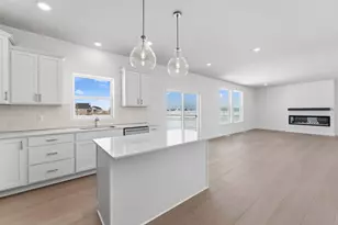 20318 Gadget Cir, Lakeville, MN 55044 - Photo 5