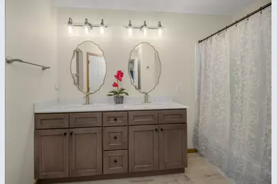 1562 Liberty Circle, Shakopee, MN 55379 - Photo 19