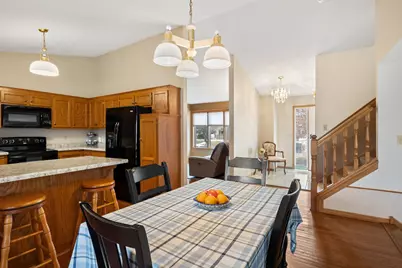 553 Hawthorn Road, Circle Pines, MN 55014 - Photo 15