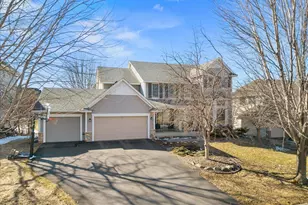 10592 Hawthorn Trail, Woodbury, MN 55129 - Photo 3