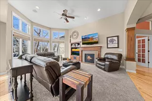 10592 Hawthorn Trail, Woodbury, MN 55129 - Photo 17