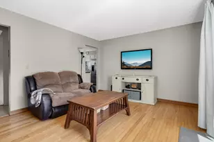 3909 81st Ave N, Brooklyn Park, MN 55443 - Photo 3