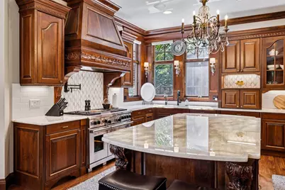 614 Hidden Creek Trail, Mendota Heights, MN 55118 - Photo 9