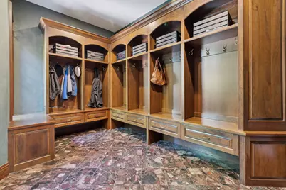 614 Hidden Creek Trail, Mendota Heights, MN 55118 - Photo 17