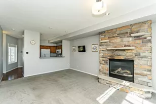 1862 Tiffany Cove Ln SW, Rochester, MN 55902 - Photo 9