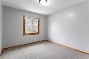 120 W Eagle Lake Dr, Maple Grove, MN 55369 - Photo 9