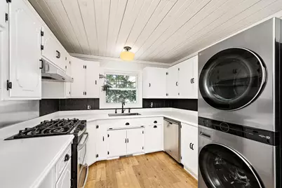 80 Oak Street, Mahtomedi, MN 55115 - Photo 11