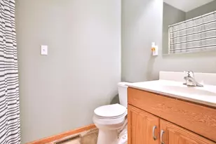 29 6th Ave SE, Dodge Center, MN 55927 - Photo 11