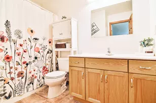 29 6th Ave SE, Dodge Center, MN 55927 - Photo 15