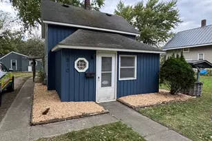 510 Monroe St SE, Hutchinson, MN 55350 - Photo 1