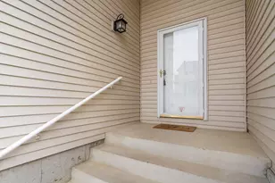 955 Santa Vera Dr, Chanhassen, MN 55317 - Photo 3