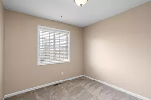 955 Santa Vera Dr, Chanhassen, MN 55317 - Photo 21