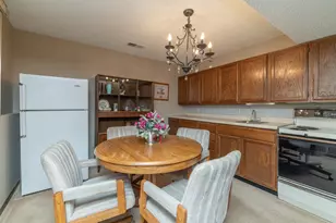 9901 Oakland Ave S, Bloomington, MN 55420 - Photo 35