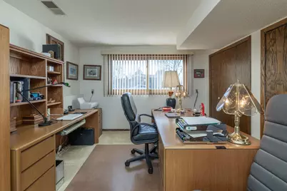 9901 Oakland Avenue S, Bloomington, MN 55420 - Photo 25